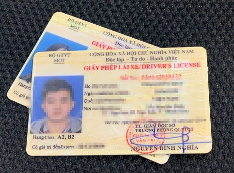 Làm Bằng Lái Xe Ô Tô Phôi Gốc Từ Hạng B1 Đến Hạng F