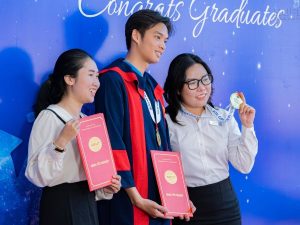 Bằng Đại Học Huflit Có Giá Trị Không? Thế Mạnh Của Huflit?